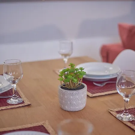 Maison214 Apartman *